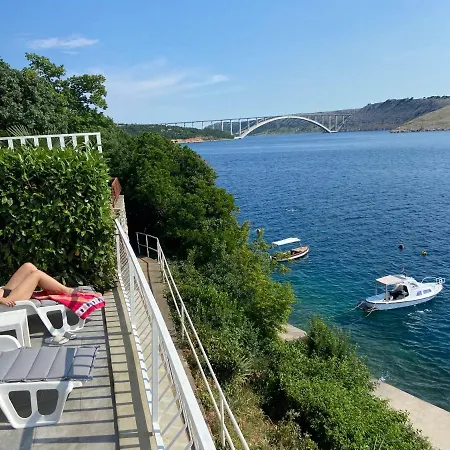 Apartment Viky Kraljevica